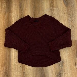 AEO Burgundy Chenille Sweater in Size M